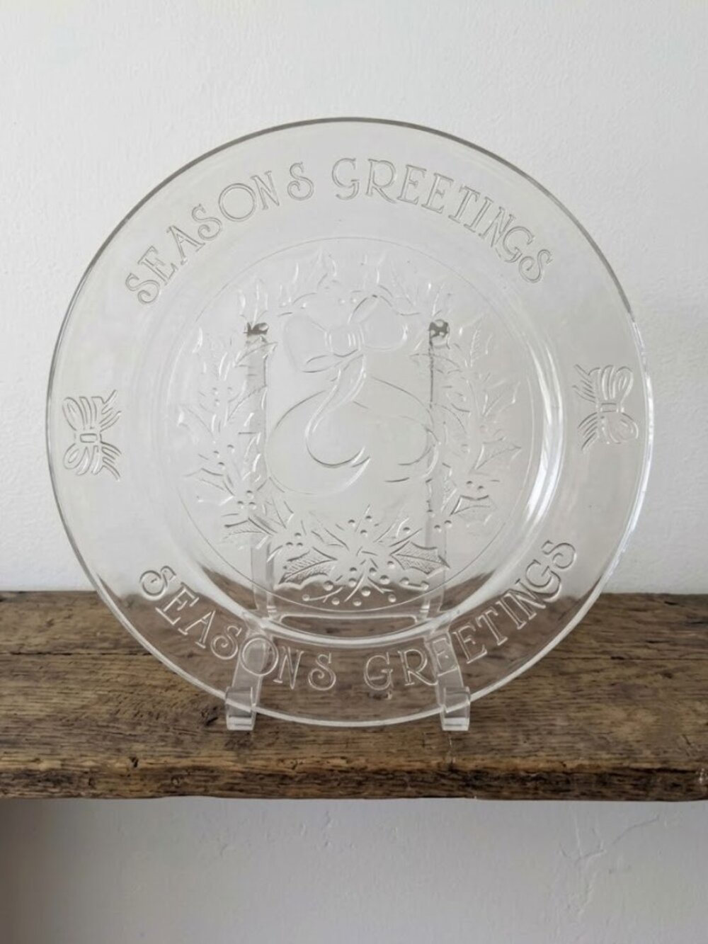Anchor Hocking Serving Platter Season's Greetings Round Glass Christmas Wreath